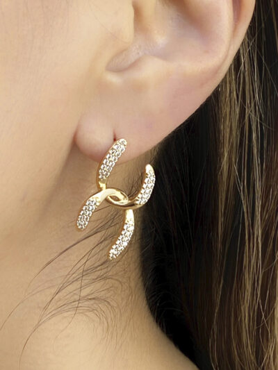 Brinco X Cravejado Banhado em Ouro 18K