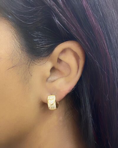 Brinco Argola Coração Cravejado Banhado em Ouro 18K - Image 2