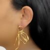 Brinco Formato Laços Banhado em Ouro 18k - Image 2