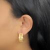 Brinco Argola Trabalhada Banhado em Ouro 18K - Image 2
